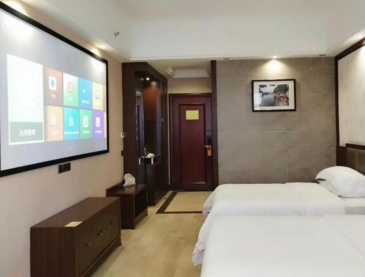 Vienna International Hotel Jieyang Chaoshan Airport Exterior foto